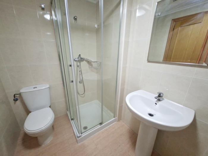 Se vende ático en Ribeira: 4 habitaciones, 2 baños, garaje y trastero